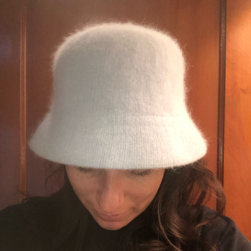 Baby blue fuzzy bucket hat-retro 90s